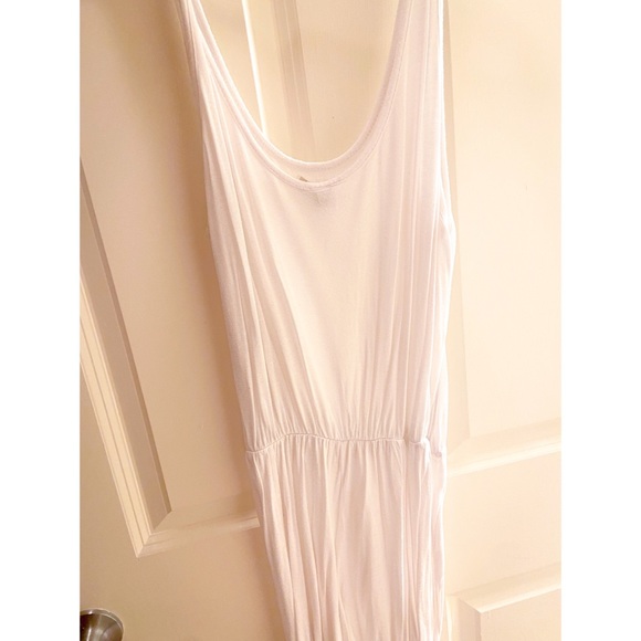 White jumpsuit - Picture 4 of 5